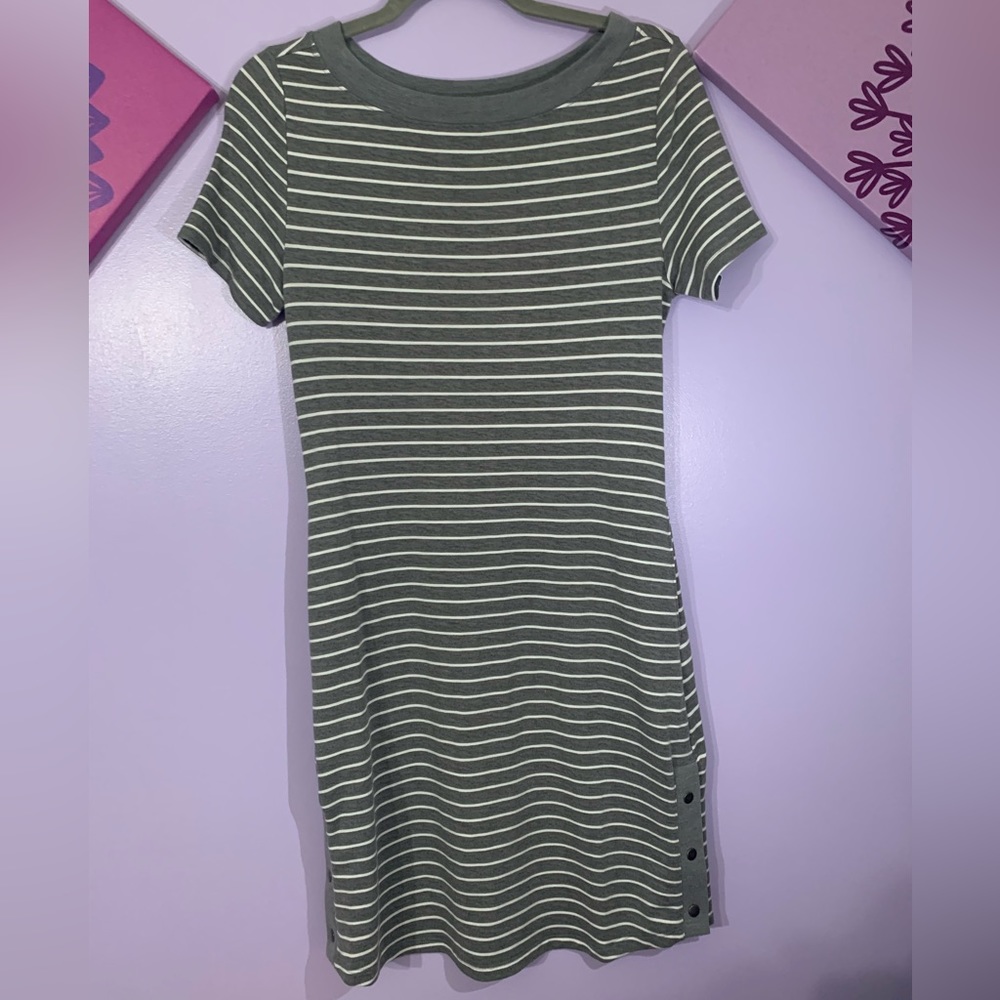 Maurice’s casual, lightweight, grey and white striped dress in size XS.